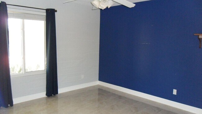 Building Photo - This is it!  Superior Rental Home