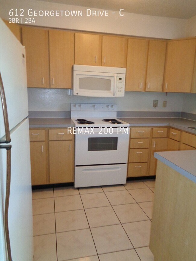 Building Photo - 612 Georgetown Dr
