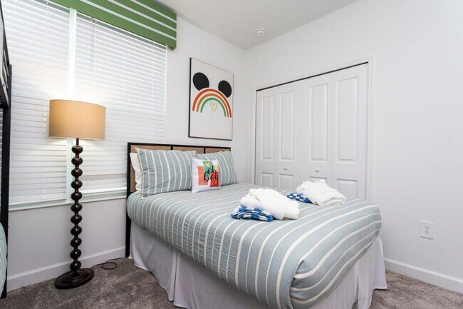 Building Photo - 4319 Scene Ln