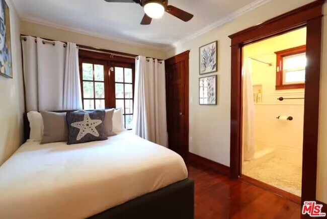 Building Photo - 4253 Fountain Ave