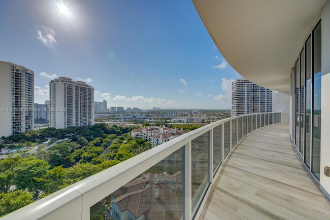 Building Photo - 4100 Island Blvd