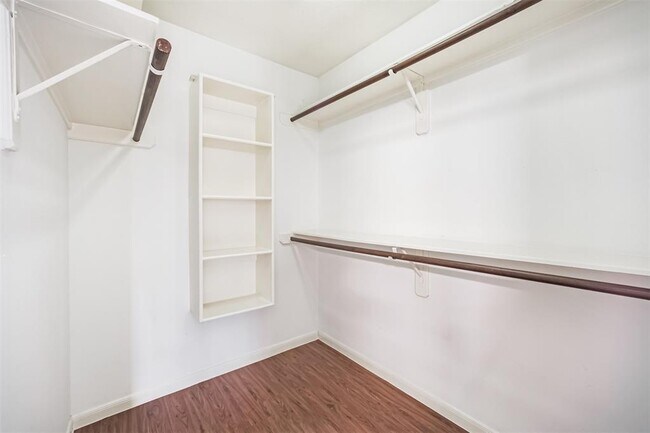 Building Photo - 7343 Hazel Cove Dr