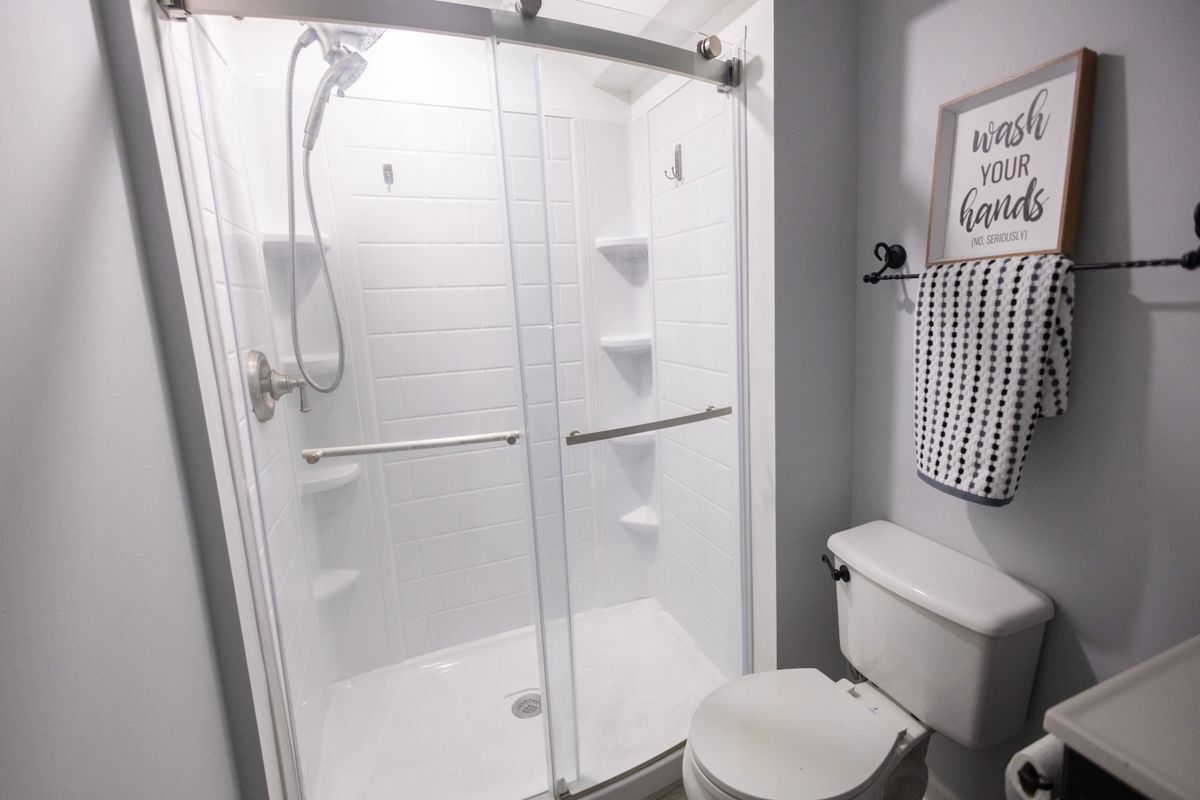 Building Photo - 9220 Weathersfield Dr