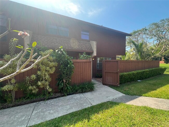 Building Photo - 6435 SW 116th Pl