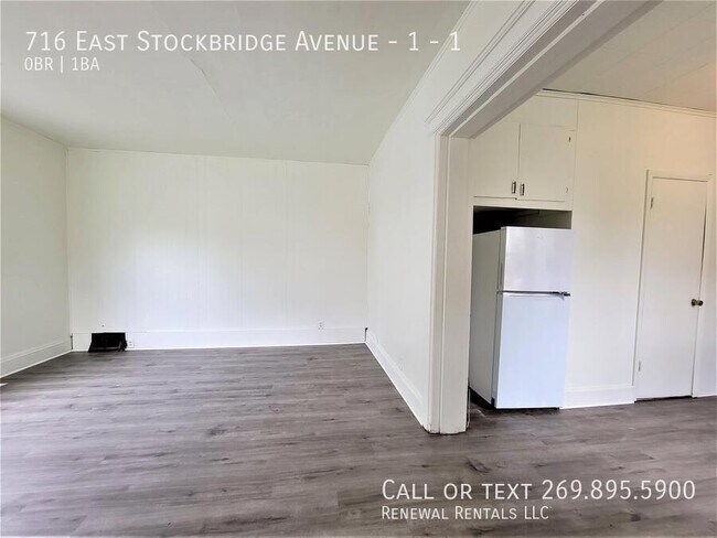 Building Photo - 716 E Stockbridge Ave