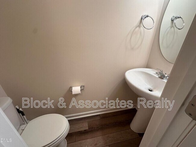 Building Photo - 1508 Glacier Dr