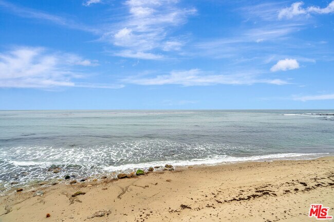Building Photo - 26636 Latigo Shore Dr