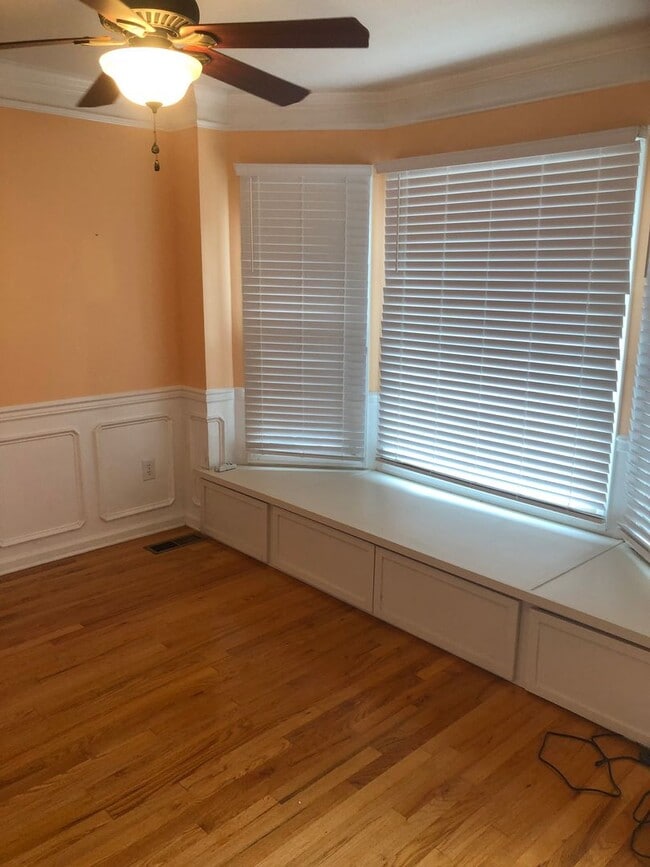 Building Photo - 304 Ashley Oaks Private Dr