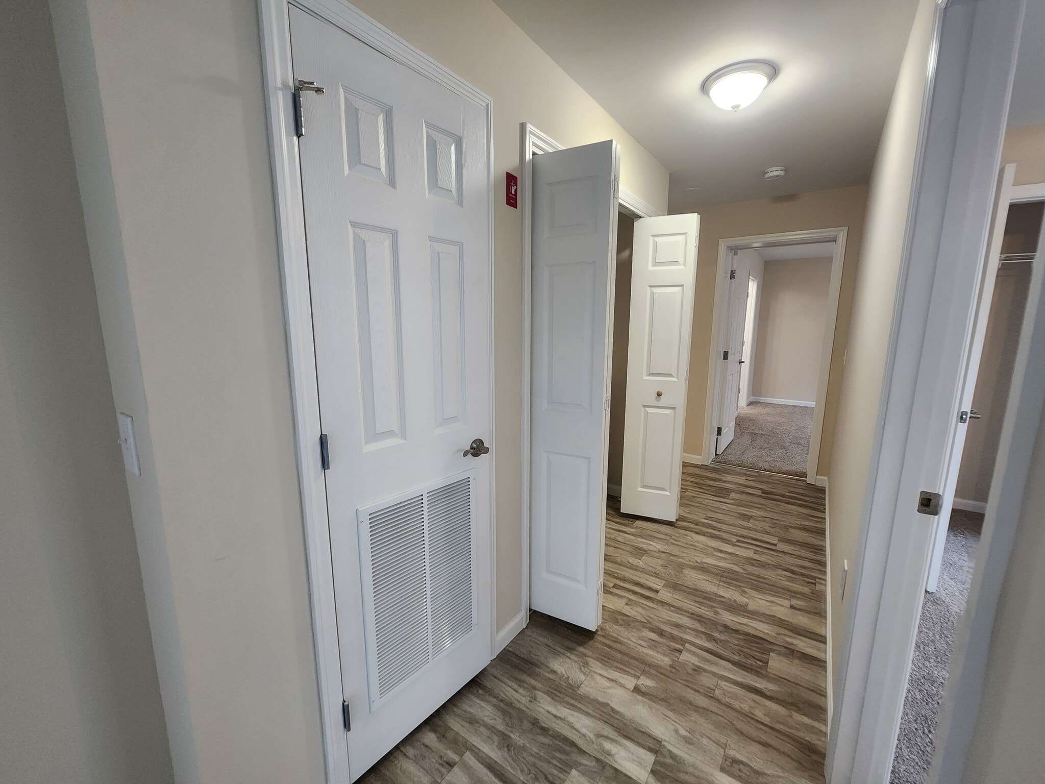 Building Photo - 60 Nicholas Ln