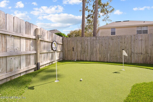 Building Photo - 13948 Spoonbill St N