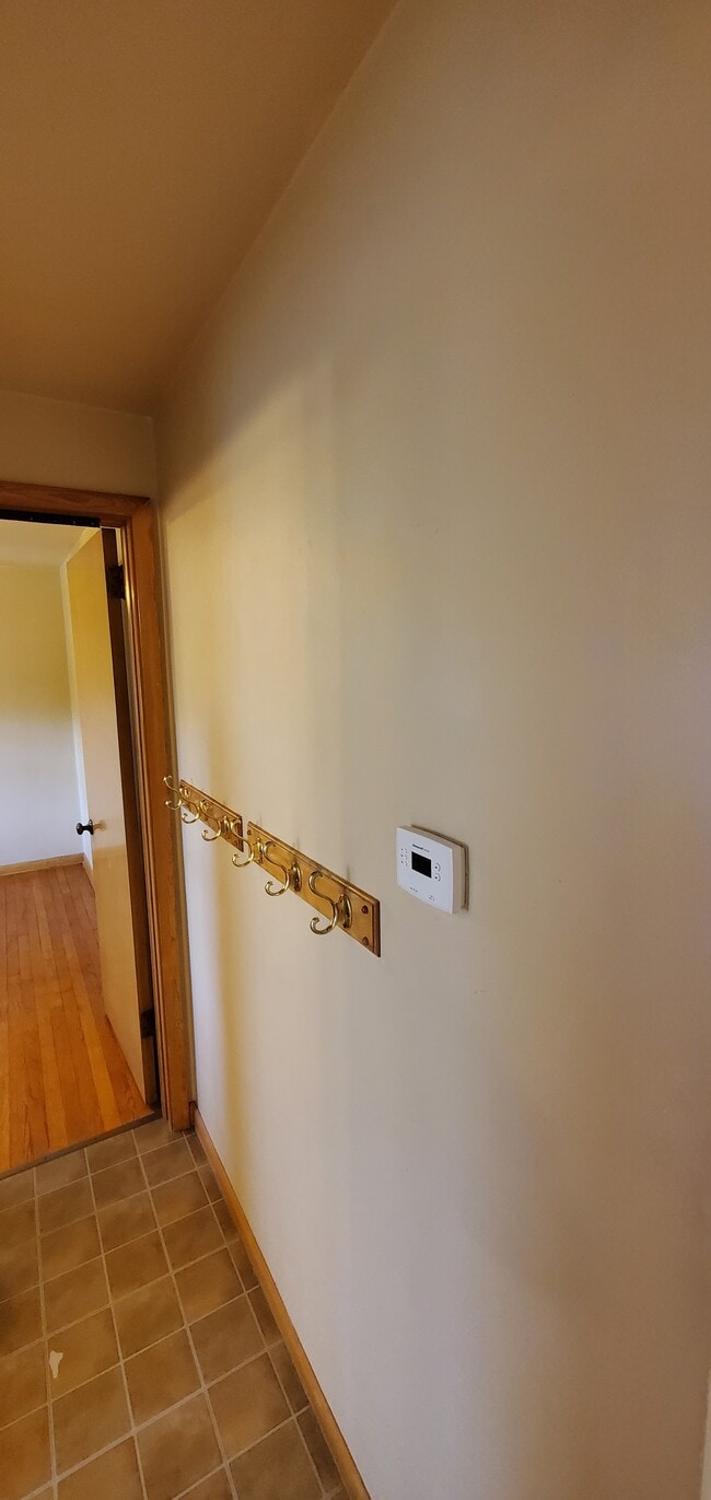 Building Photo - 1163 Higgins Ave