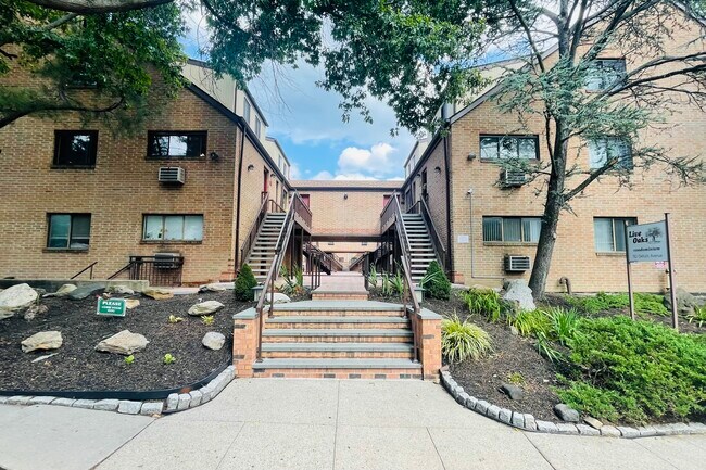 Building Photo - 50 Dekalb Ave