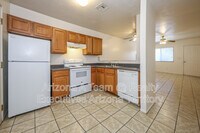 Building Photo - 2635 N Fontana Ave