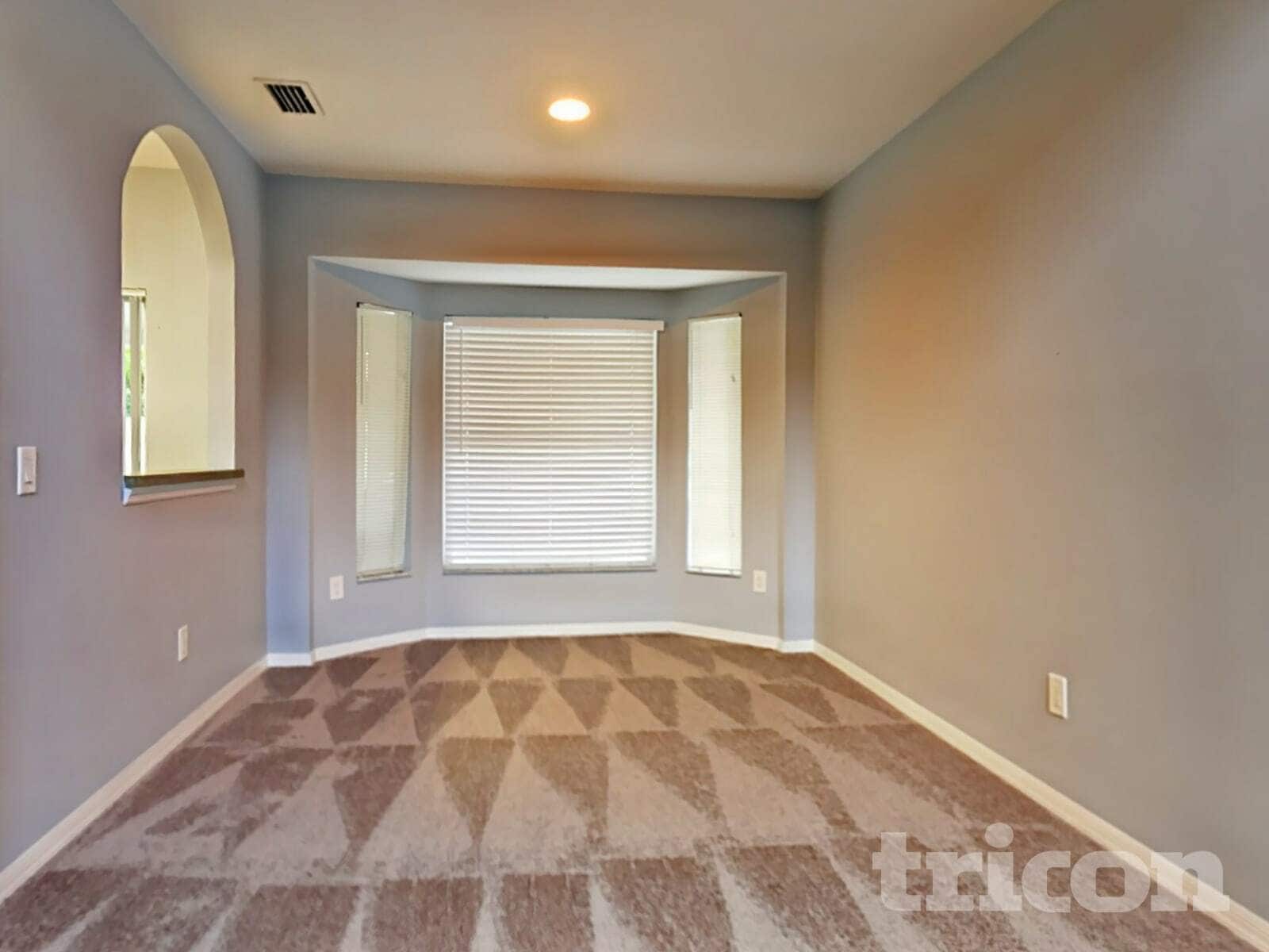 Building Photo - 8405 Quarter Horse Dr