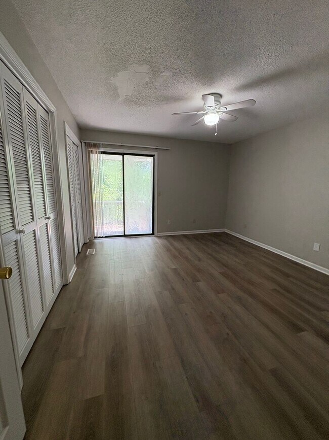 Building Photo - Daleville!