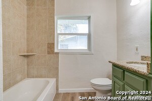 Building Photo - 2626 W Mistletoe Ave