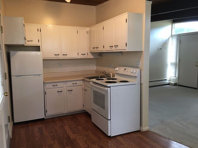 Building Photo - Seven Thirty, LLC (745)