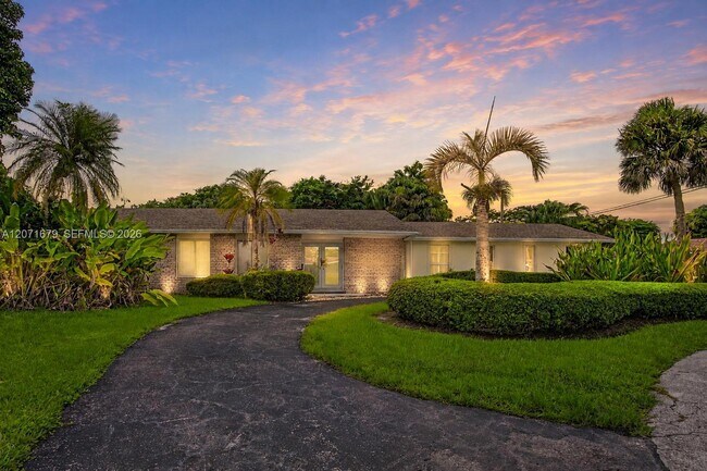 Building Photo - 7100 SW 119th St