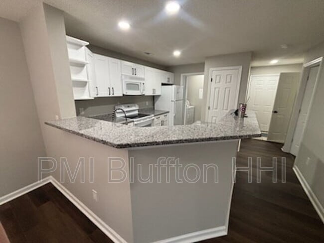 Building Photo - 100 Kensington Blvd