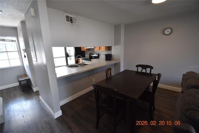 Building Photo - 5106 Sunridge Palms Dr