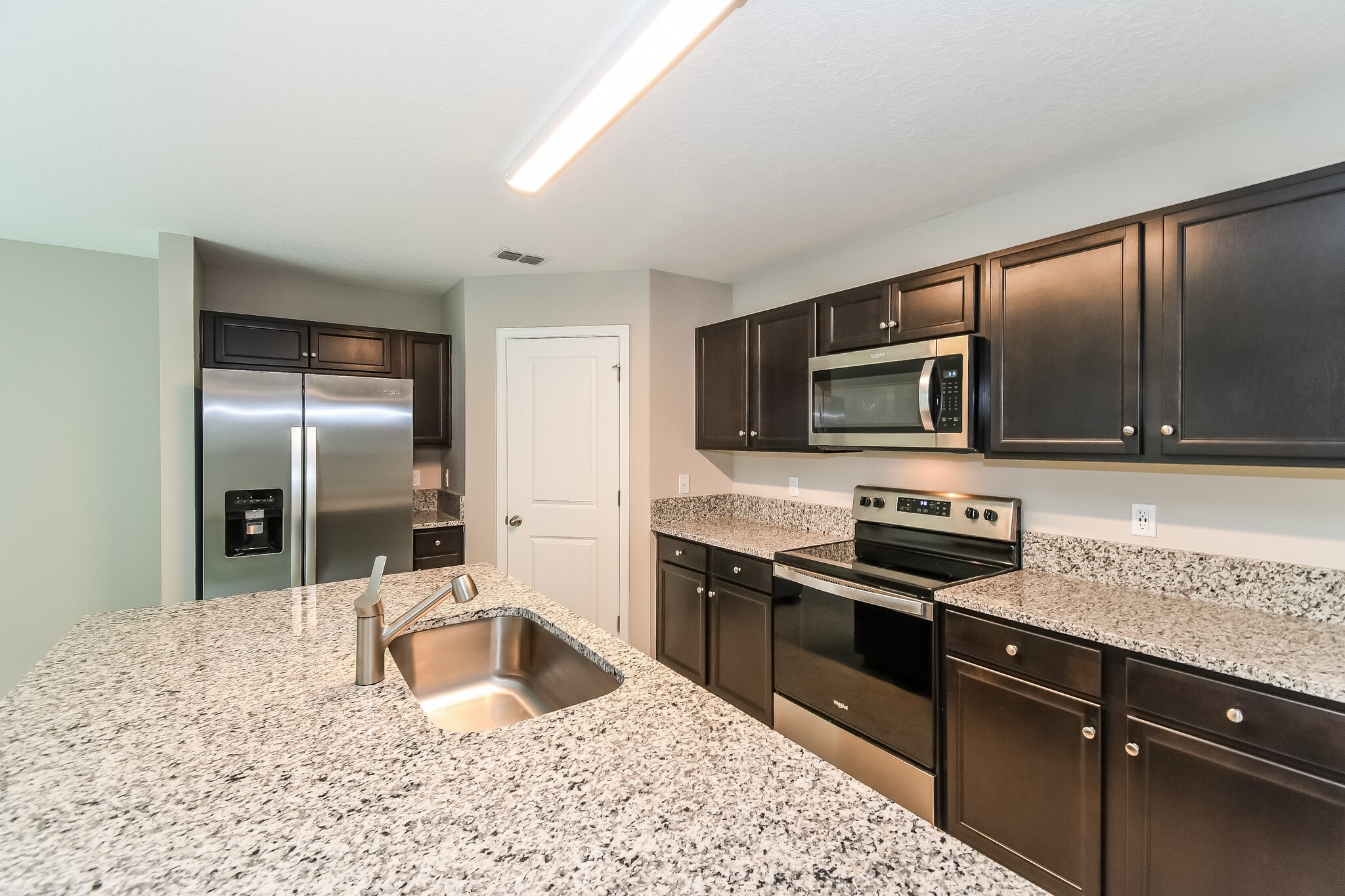 Building Photo - 9130 Udell Ln