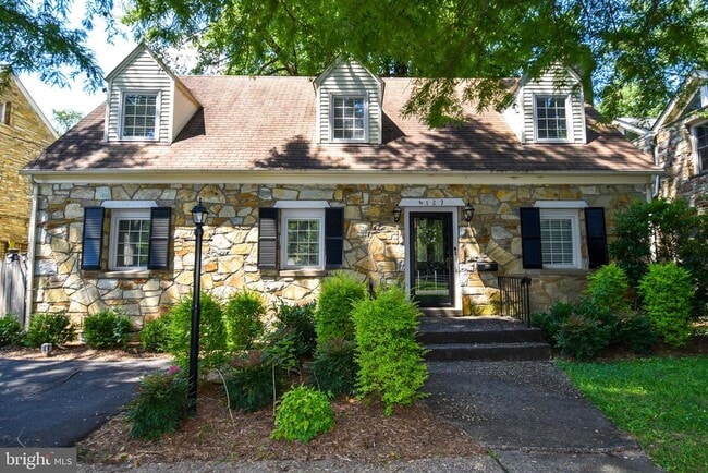 Primary Photo - 6127 Brook Dr