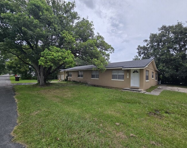 Primary Photo - 50 6th St