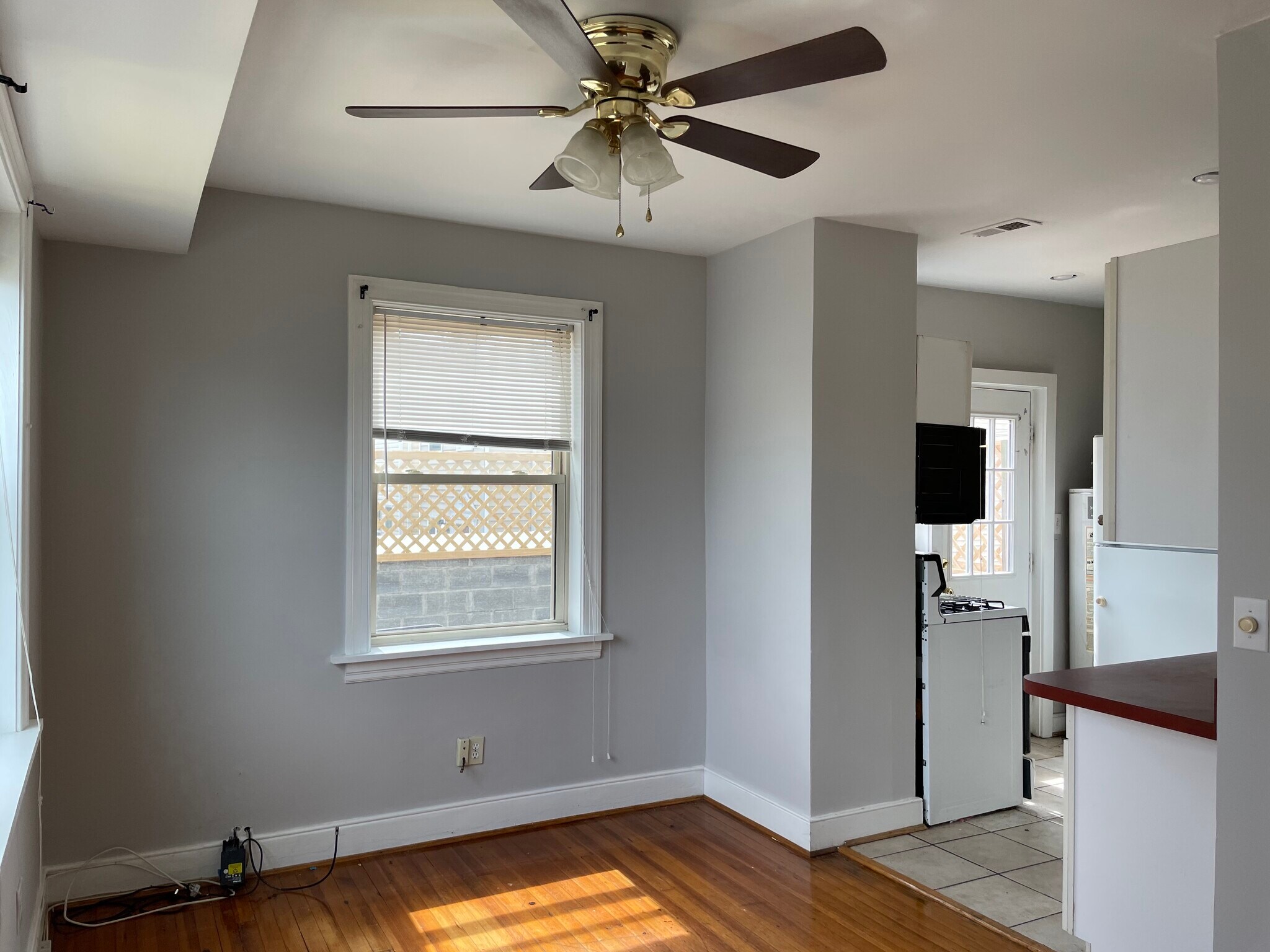 Building Photo - 1301 W Leigh St