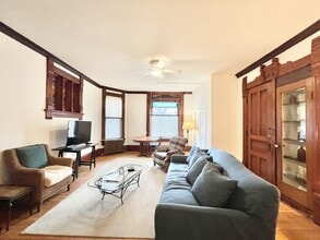 Building Photo - 420 N Jackson St