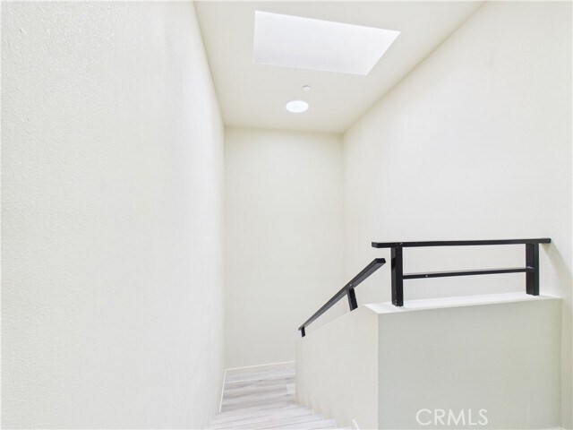 Building Photo - 8457 Langdon Ave
