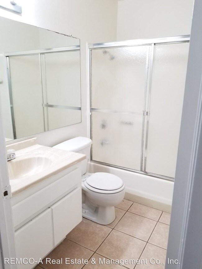 Building Photo - 845 Redondo Ave