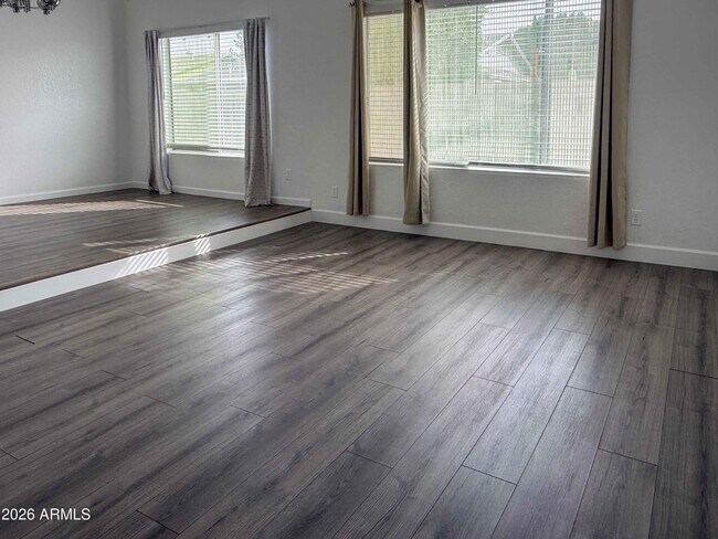 Building Photo - 16811 N 32nd Ave