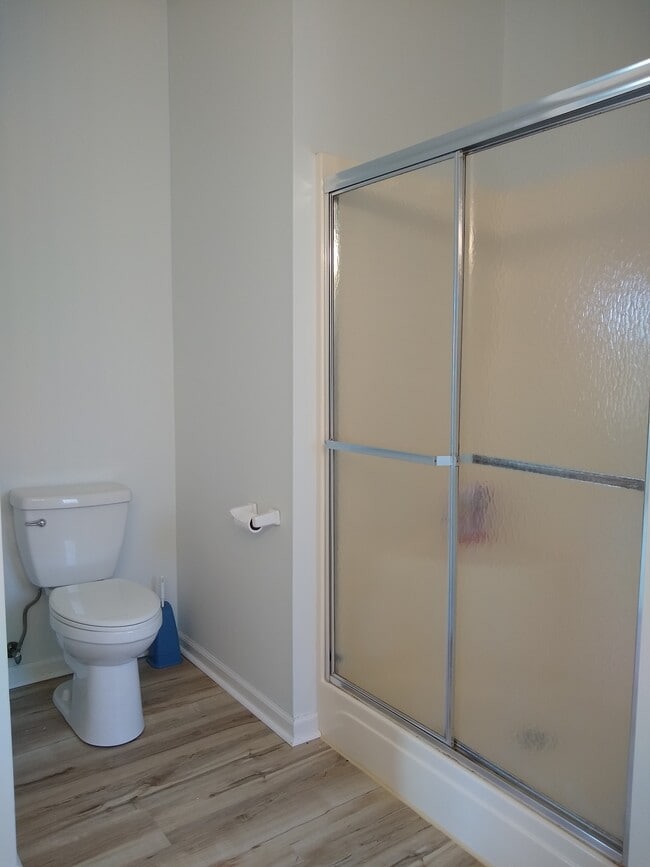 Building Photo - 294 Ravennaside Dr NW