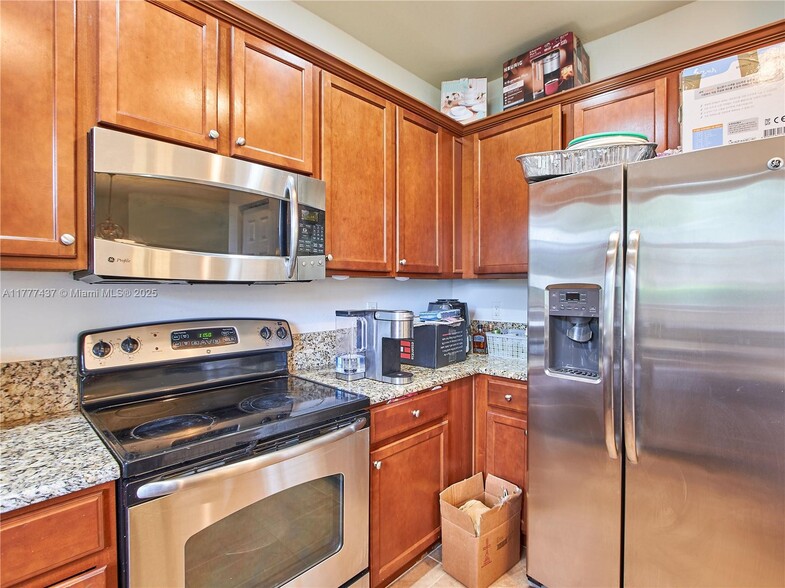 Building Photo - 12447 Emerald Creek Mnr