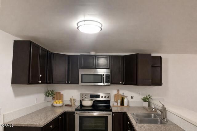 Building Photo - 1851 Patricia Ave