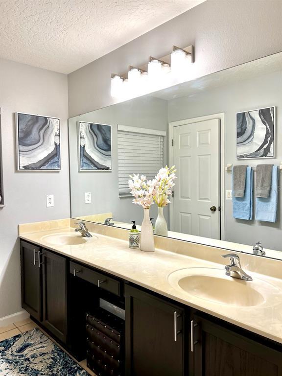 Building Photo - 1379 Crane Crest Way