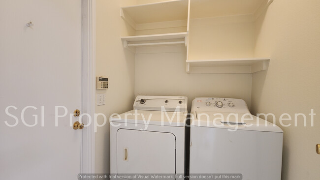 Building Photo - 205 Dorsett Ct