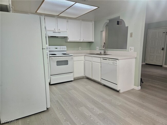 Building Photo - 4752 O'Bannon Dr