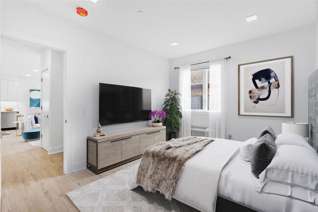 Building Photo - 148-150 70th St