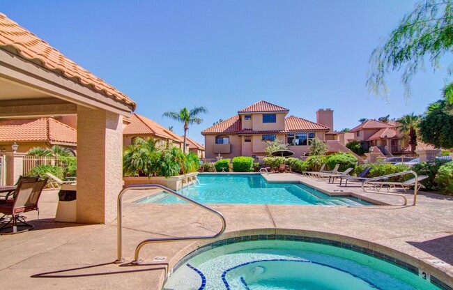 Building Photo - 1211 N Miller Rd