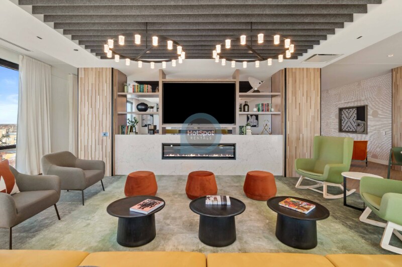 Building Photo - 4600 N Broadway