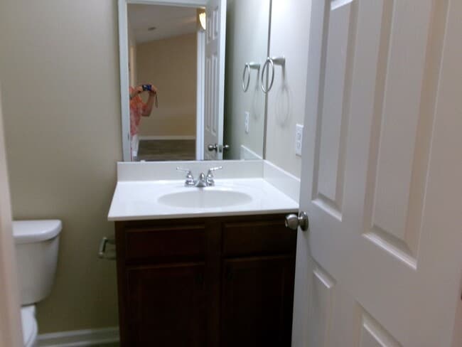 Building Photo - 3 bedroom, 2 bath home conveniently located in Conway