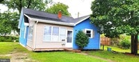 Building Photo - 104 Middleneck Ln