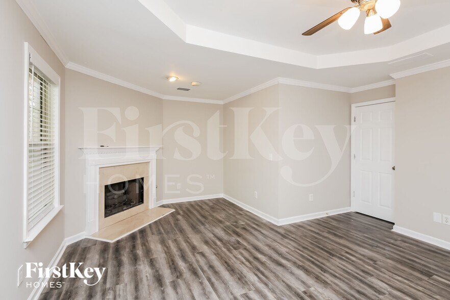 Building Photo - 620 Victoria Station Blvd NE