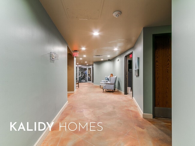 Building Photo - 5900 Mosteller Dr