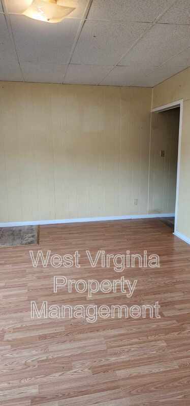 Building Photo - 207 Charles St