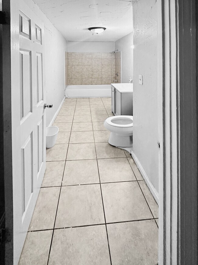 Building Photo - 5 Mt Pleasant St