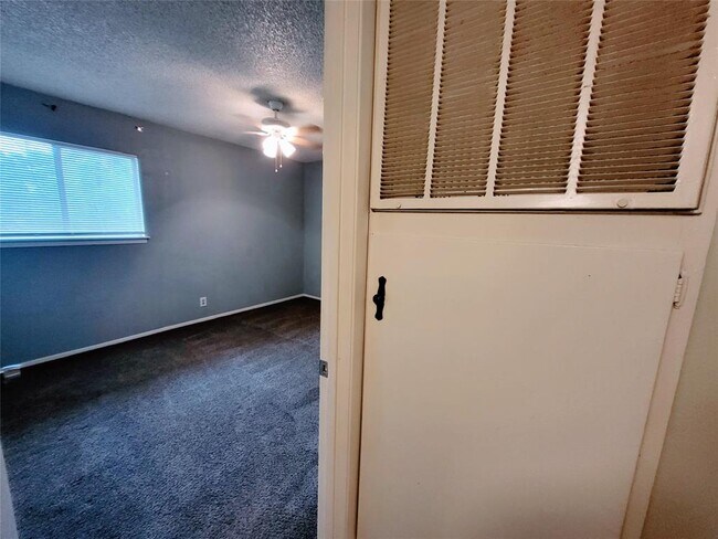 Building Photo - 3429 Willowrun Dr