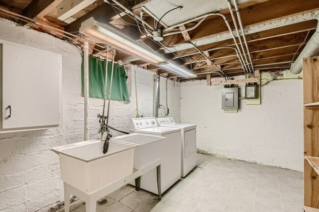 Building Photo - 5421 30th Avenue South, Minneapolis, MN, 5...