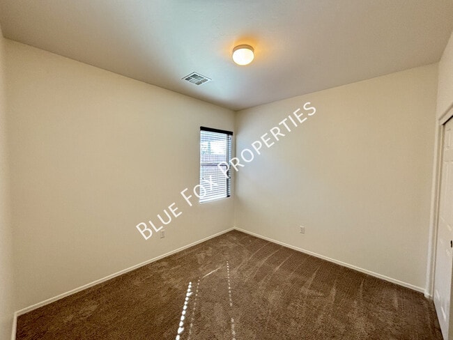 Building Photo - 9906 N Niobrara Way